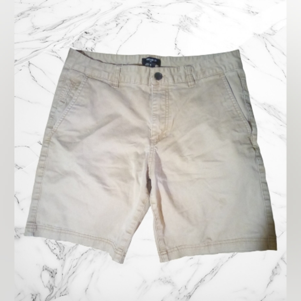 "Forever 21" Men's Tan Chino Shorts